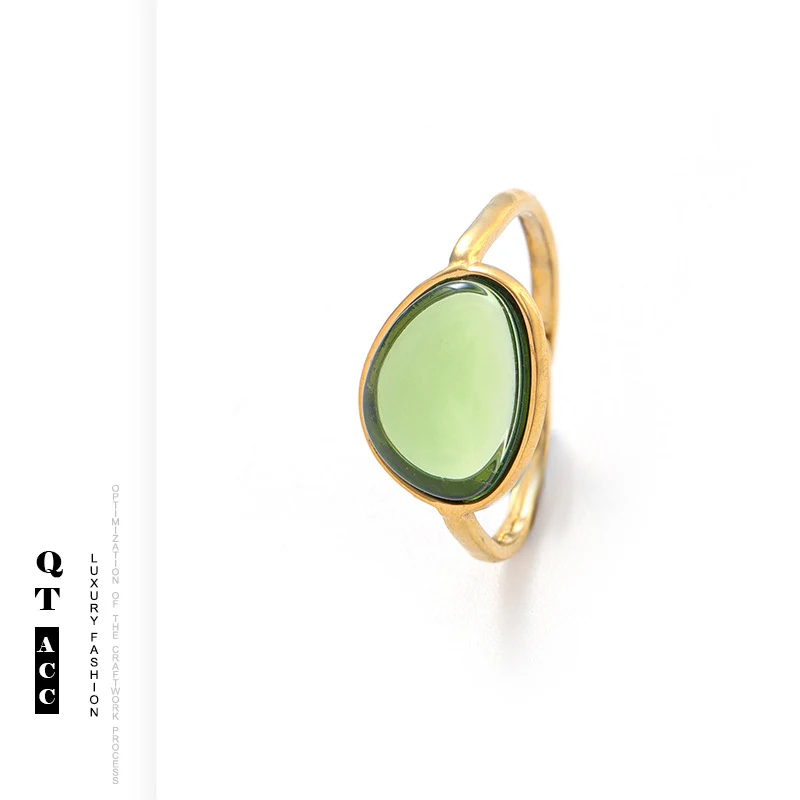 Anel Retro Europeu Americano de Aço Inoxidável com Gemas, Luxo Leve, Estilo Ins Avançado, Ouro 18K, Não Desbota. Jóia Elegante e Moderna. — foto 6
