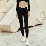Oblique One-shoulder Tight Yoga Bra offers a supportive and comfortable fit, providing freedom of movement for your prac — photo 3