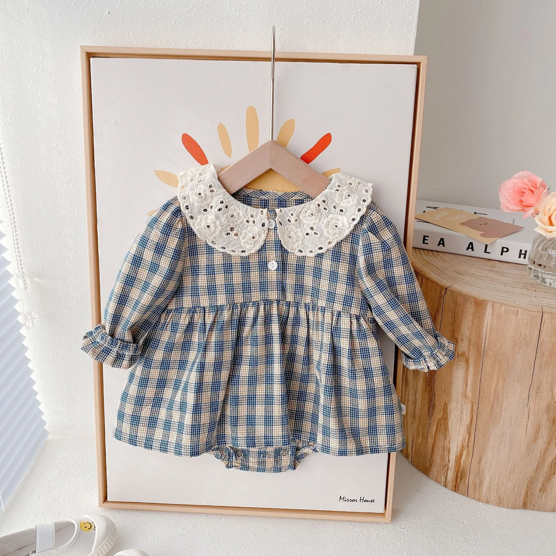 Vestito retrò per neonata Ha-yi dalla Corea del Sud, stile vintage. Perfetto per foto e occasioni speciali. Un look adorabile e unico. — foto 8