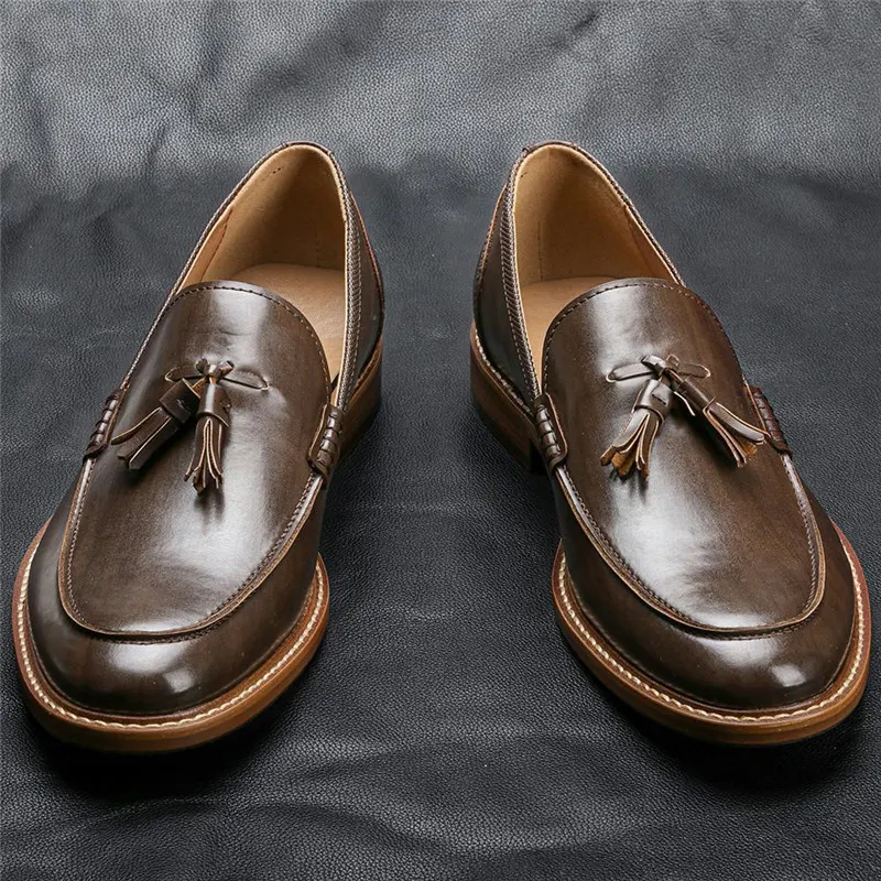 Sapatos Casuais Masculinos em Couro Loafers Sapatos Formais para Negócios Elegantes e Confortáveis Perfeitos para Ocasiões Formais e Ambiente de Trabalho — foto 1