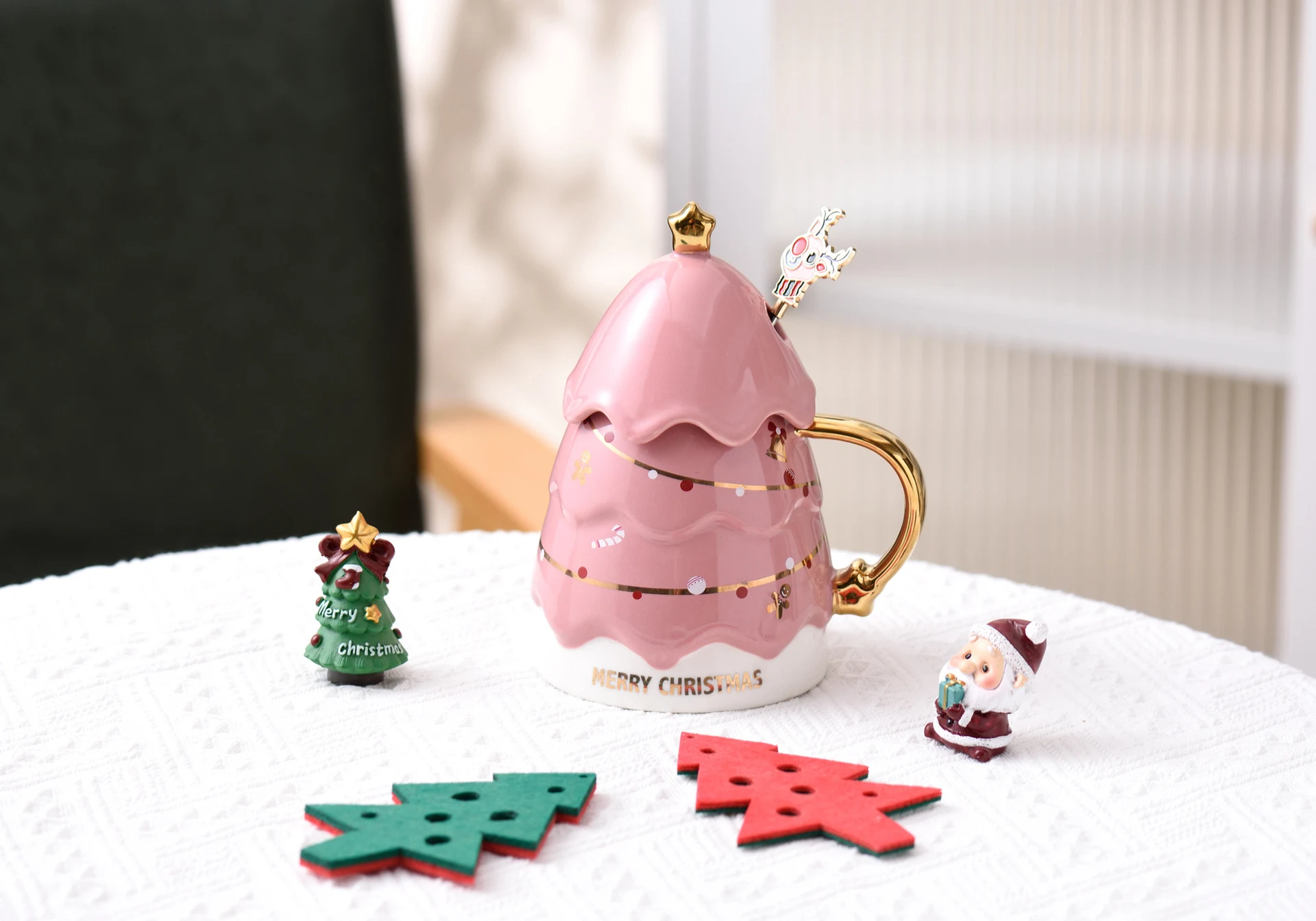 Shengcreative Simple Christmas Tree Mug, perfect for festive hot drinks, charming design to add a touch of holiday cheer — photo 3
