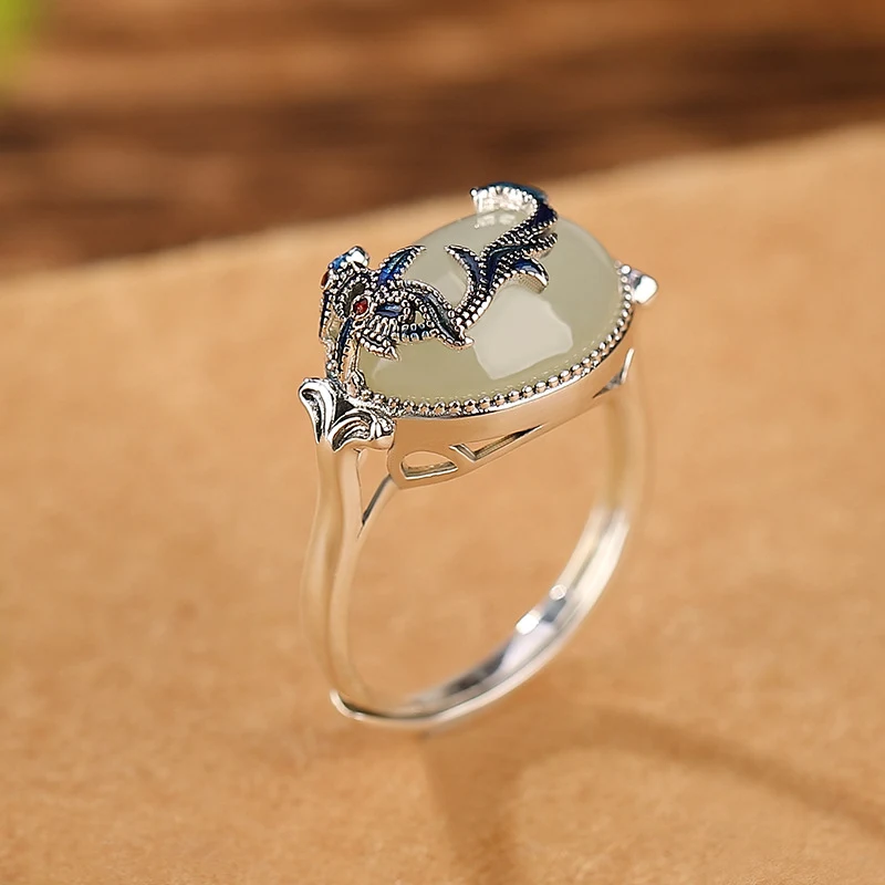 Anel de macarrão com ovo esmaltado de jade Hetian em prata esterlina. Elegância e estilo se encontram nesta joia única e sofisticada. Um toque especial. — foto 6