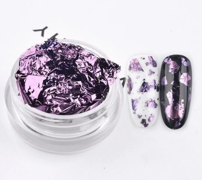 Nageldecoratie met foliefragmenten, nagelsieraden, creëer glanzende en unieke ontwerpen, gemakkelijk aan te brengen, perfect voor manicures en nail art. — foto 6