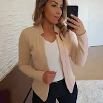 M beige