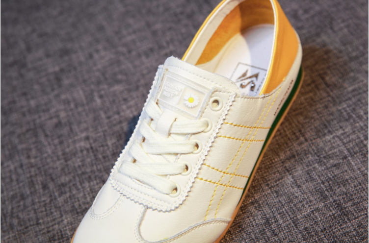 Title 5, White womens spring shoes, leather feel, super...