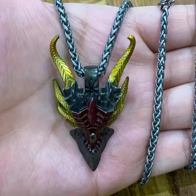Colar com pingente de cabeça de dragão malvado retrô para homens. Um acessório de moda impactante e com design único para expressar sua personalidade. — foto 2