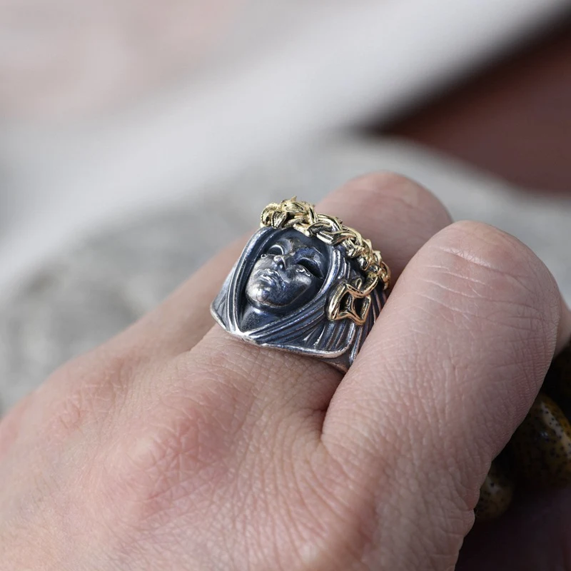 Anel masculino vintage com formato de deusa, um acessório elegante e charmoso, ideal para complementar seu estilo pessoal e expressar individualidade. — foto 4