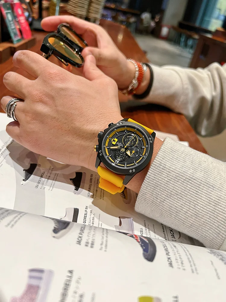 Relógio Esportivo de Silicone com Pulseira Colorida, Perfeito para Esportes e Lazer, Confortável, Durável, e Design Moderno para o Dia a Dia — foto 3