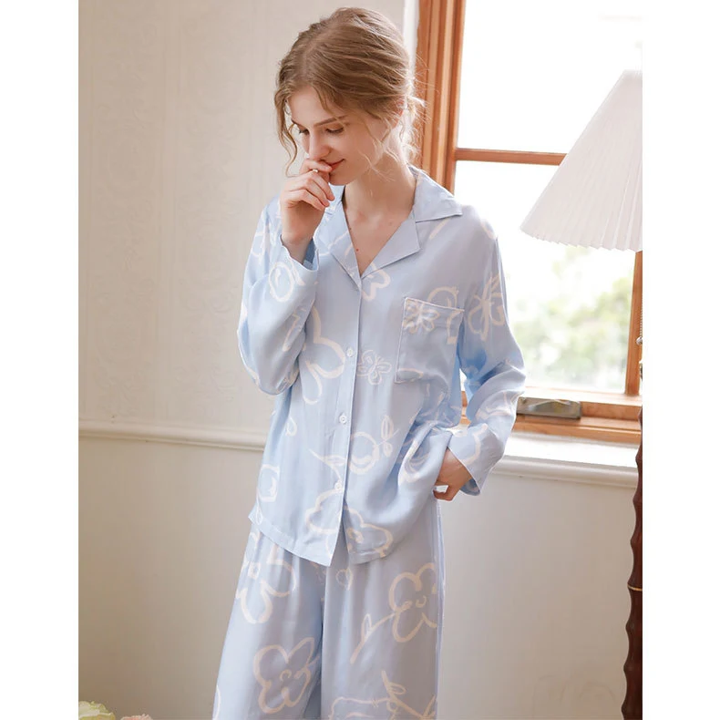 Novos pijamas femininos de cetim de rayon fantasia Desfrute do conforto e elegância do cetim para noites de sono tranquilas e relaxantes com leveza e estilo. — foto 14