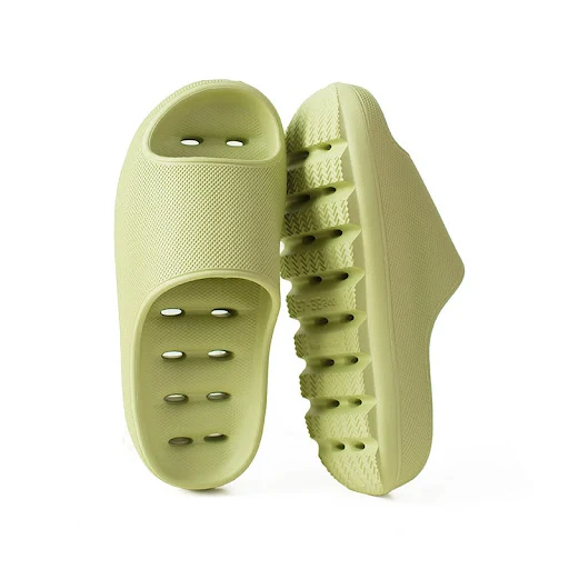 Title 10, Zapatillas de baño gruesas con suela que gotean...