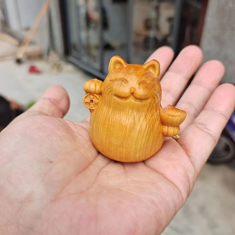 Artesanato Criativo de Gato Aodao Esculpido em Madeira de Arborvitae Decoração para Casa Escultura em Madeira Presente Único Artesanato Criativo e Exclusivo — foto 10