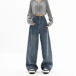 Jeans azules de mujer, pantalones de pierna ancha sueltos de corte recto. Comodidad y estilo, perfectos para un look casual y moderno. — foto 4