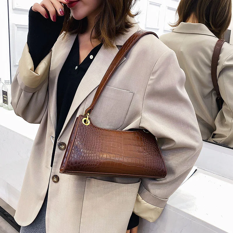 Title 5, Portable crossbody chain bag for everyday use, ...