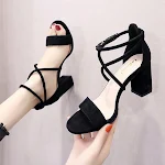 Tacones altos romanos con correas cruzadas para mujer, elegantes y cómodos, perfectos para cualquier ocasión, realzan tu figura y estilo. — foto 7