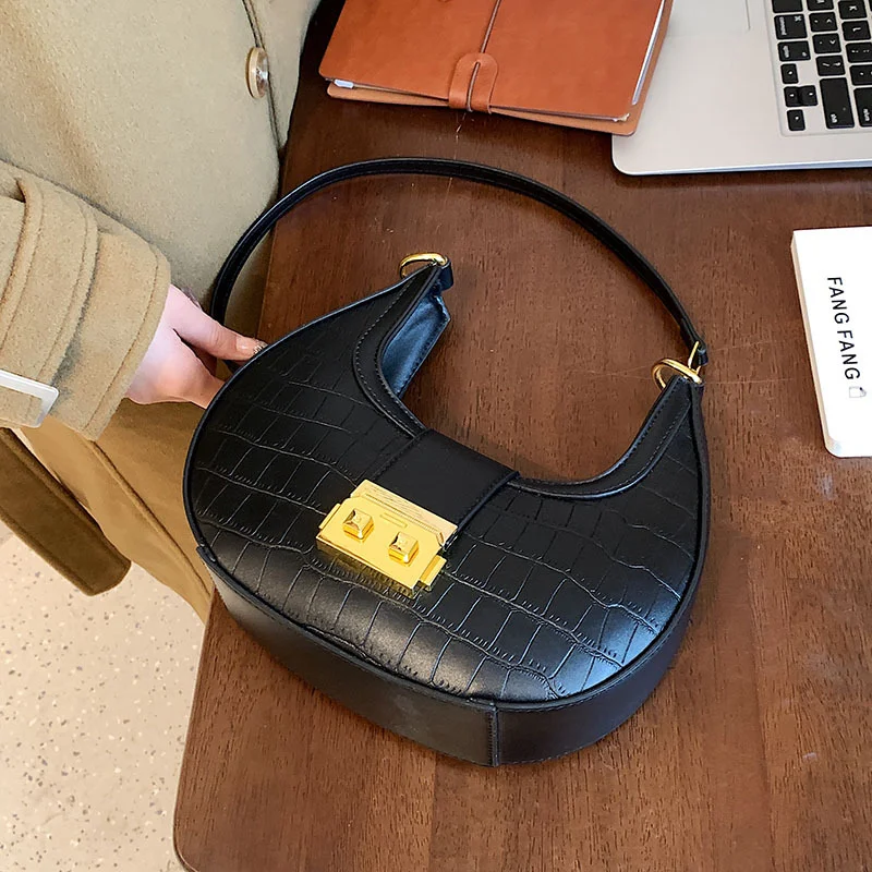 Bolsa de Ombro Única Crescent Gold Edge Lock — foto 2