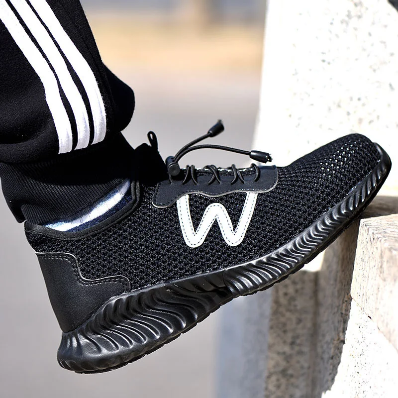 Lightweight Flying Fabric labor protection shoes with rubber sole, providing comfort, safety, and breathability for vari — photo 4
