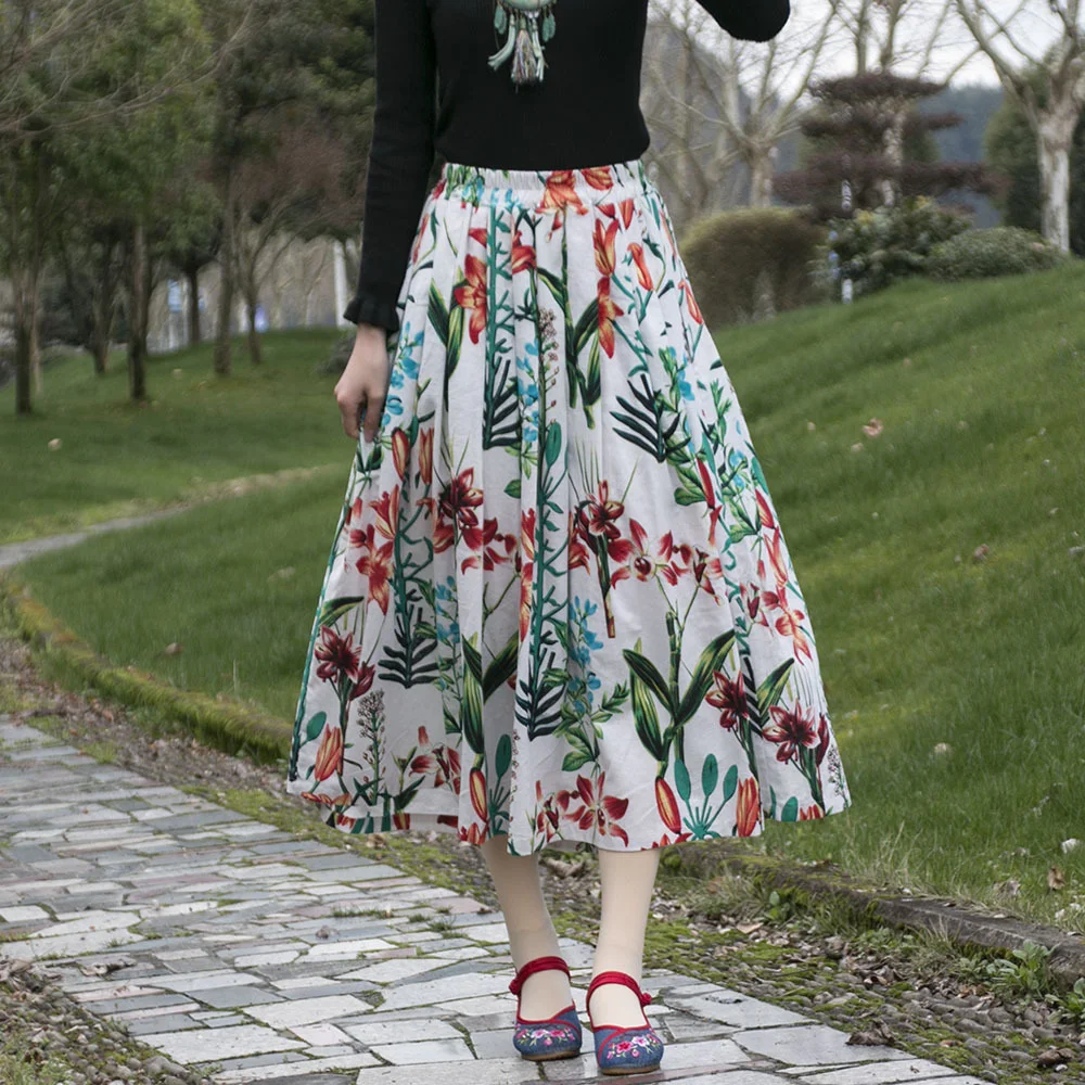Saia feminina nova em linho e algodão com estampa étnica, leve e confortável. Perfeita para um visual fresco e elegante nos dias quentes. — foto 4