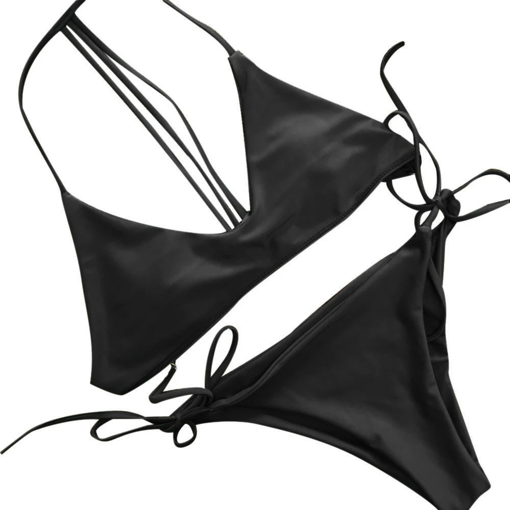 Novo biquíni feminino de cor sólida com design dividido. Conforto e estilo para seus dias de sol e mar, aproveite o verão com esta peça. — foto 2