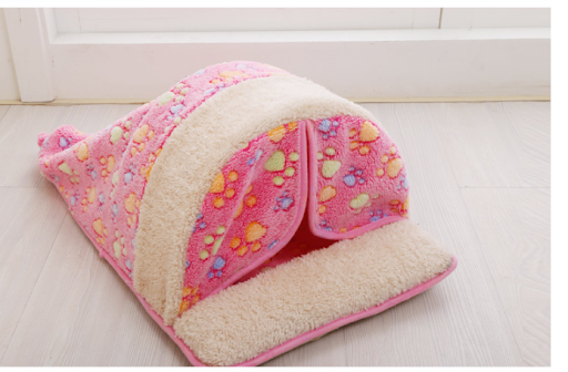Title 2, Removable cartoon kennel for pets. Easy to clea...