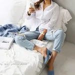 Maglia a maniche lunghe tinta unita, basic, per uomo e donna. Comoda, versatile e perfetta per ogni occasione informale. — foto 5