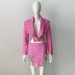 Completo cappotto e gonna in maglia con fiocco di strass Niche Design. Outfit elegante e confortevole per eventi speciali. — foto 14