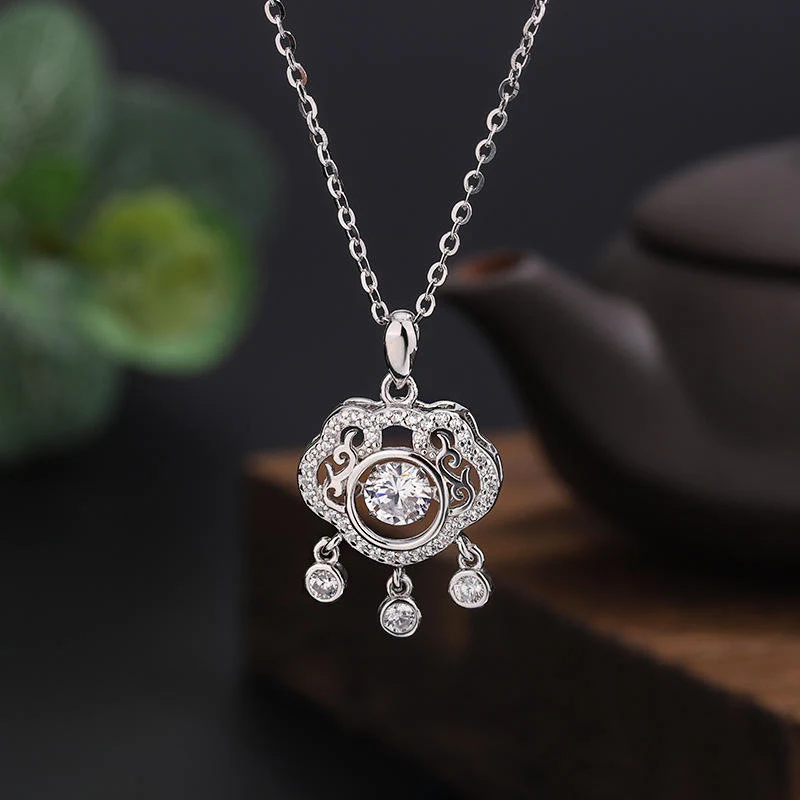 Colar S925 Prata Esterlina Feminino Cadeado da Sorte e Segurança Sino Corrente de Clavícula Elegante Para Mulheres — foto 5