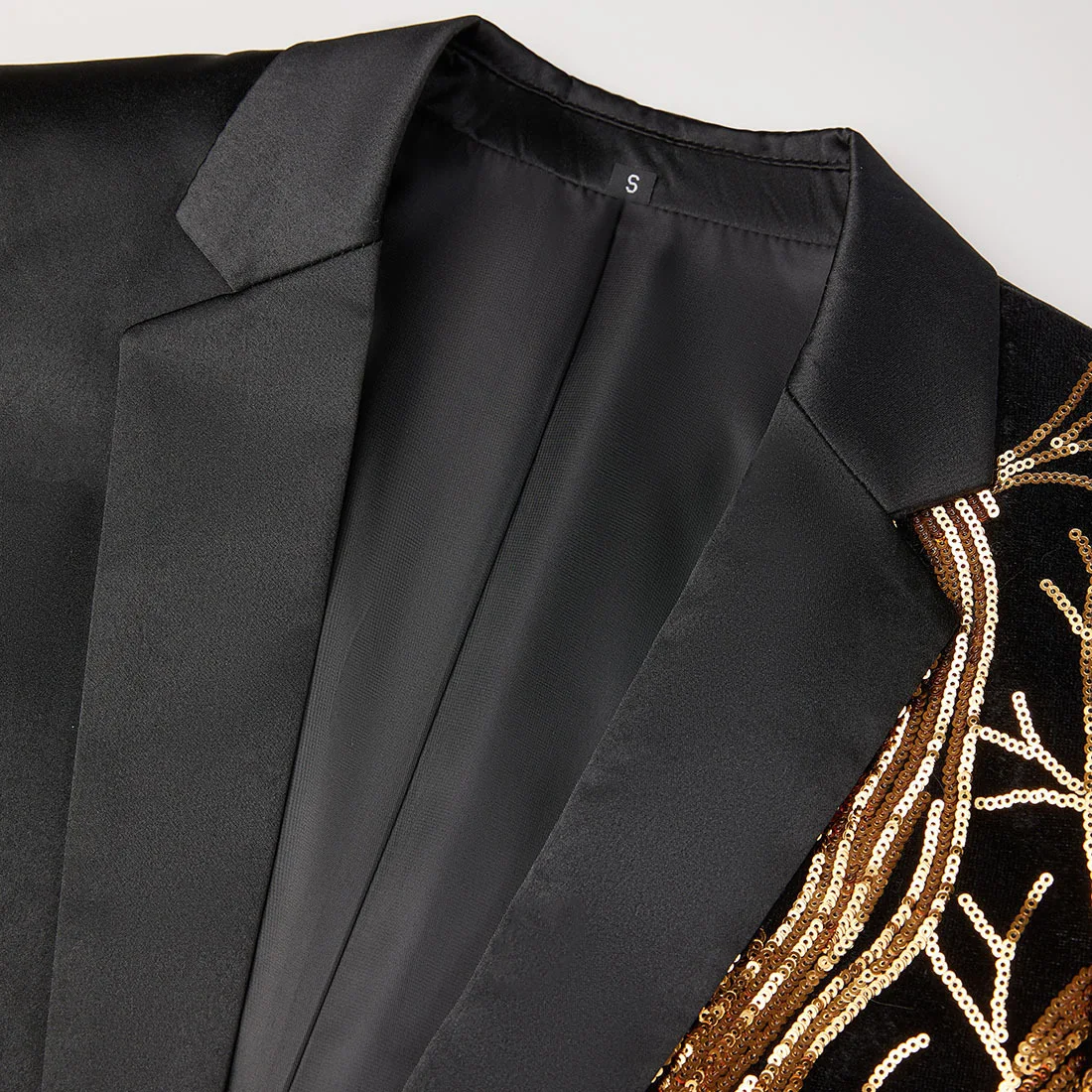 Jaqueta de terno masculina patchwork com lantejoulas e folhas de ouro, perfeita para eventos e para um visual estiloso e marcante. — foto 14