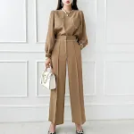 Terno de calça feminino para moda executiva — foto 18