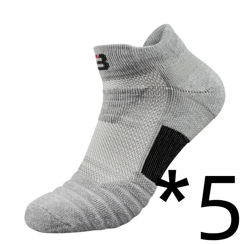 Rutschfeste kurze Sportsocken aus Baumwolle für Läufer. Kurze Tube Socken für Wassersport. Ideal für Training. — foto 8