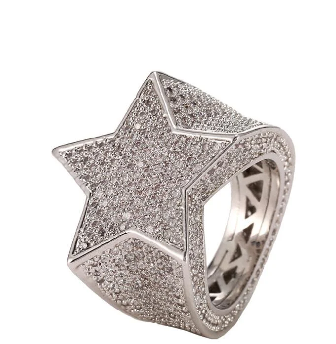 Anel masculino de estrela de cinco pontas com diamantes. Acessório hip-hop completo para homens que buscam estilo e brilho marcante. — foto 9