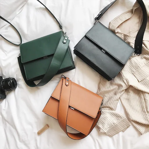 Title 3, New wave shoulder bag