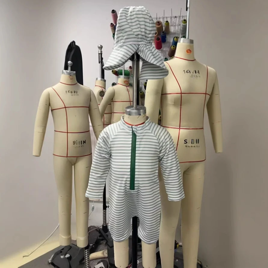 Conjunto de 2 peças para bebê com secagem rápida, manga longa, shorts, chapéu. Perfeito para natação e proteção solar. — foto 4
