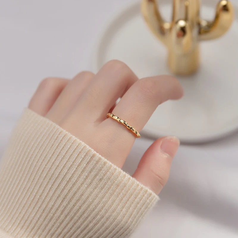 Title 1, Pulseira simples irregular de moda com anel de ...