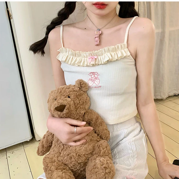 Summer New Girly Style Strawberry Embroidery Sweet Camisole — photo 1