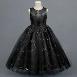 Vestido Longo de Casamento Infantil Elegância e Charme Vestido de Princesa para Ocasiões Especiais Design Exclusivo Perfeito para Festas e Bodas. — foto 28