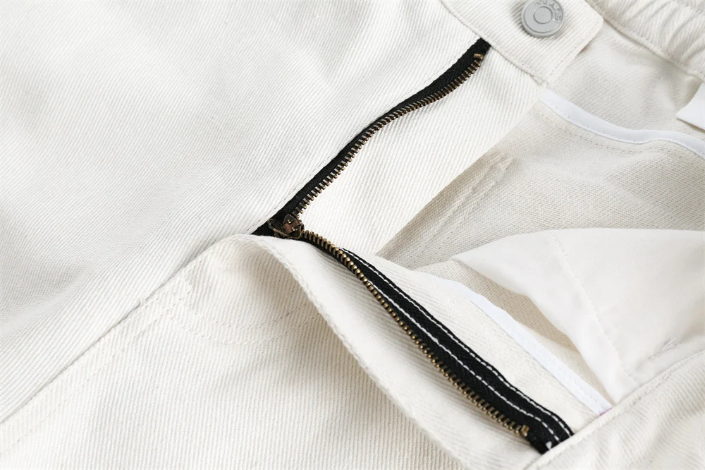 Title 2, Heren jeans met rechte pijpen en stiksels