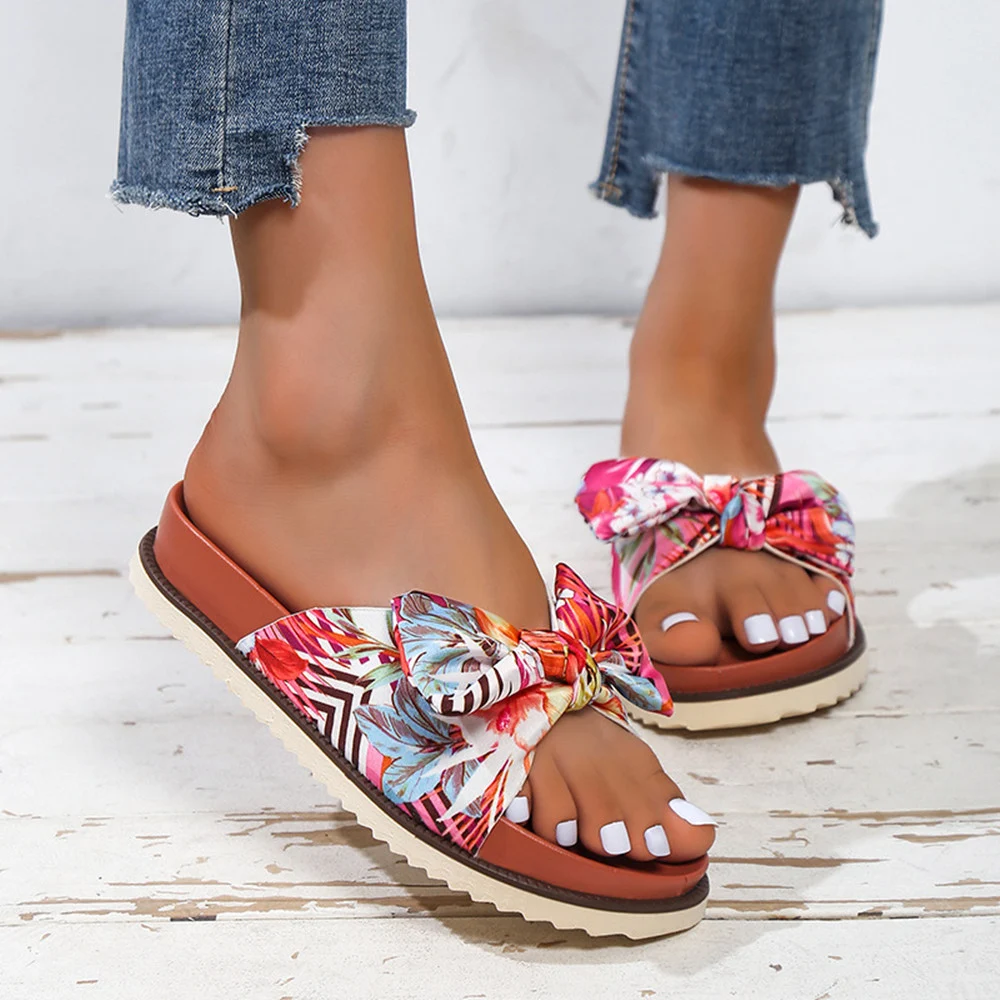 Women's Thick Bottom Round Toe Plus Size Outer Flat Slippers for ultimate comfort and style, perfect for everyday wear. — photo 2