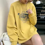 Blusa solta com estampa de letras fashion para mulheres. Confortável e estilosa, ideal para um visual casual e moderno. Perfeita para o dia a dia. — foto 13