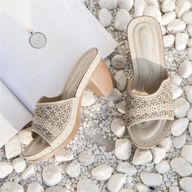 Summer New Style High-Heeled Sandals for Women, Ethnic Design with Rhinestones, Thick Heel, and Totem. Comfortable Slipp — photo 2