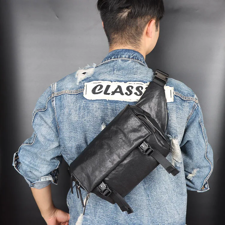 Bolsa masculina casual em couro curtido vegetal, elegante e resistente, perfeita para uso diário e projetada para transportar seus itens essenciais. — foto 5