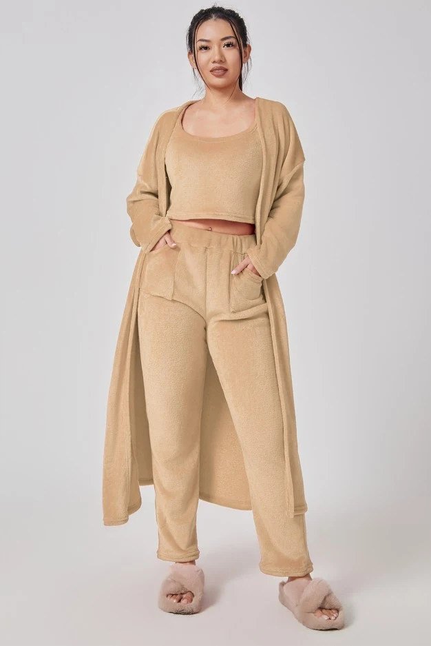 Conjunto de pijama acogedor de 3 piezas para mujer, ideal para estar en casa cómodamente. Suaves conjuntos de descanso y estilo. Sets a juego para un look completo. — foto 9