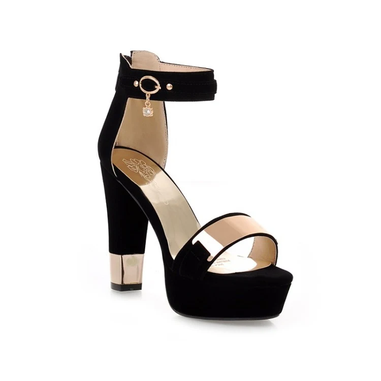 Sexy Damen Sandalen mit superhohem Absatz, schwarz, römischer Stil, für Sommer. Europäisch-amerikanische High Heel Schuhe. Perfekt für heiße Tage. — foto 2