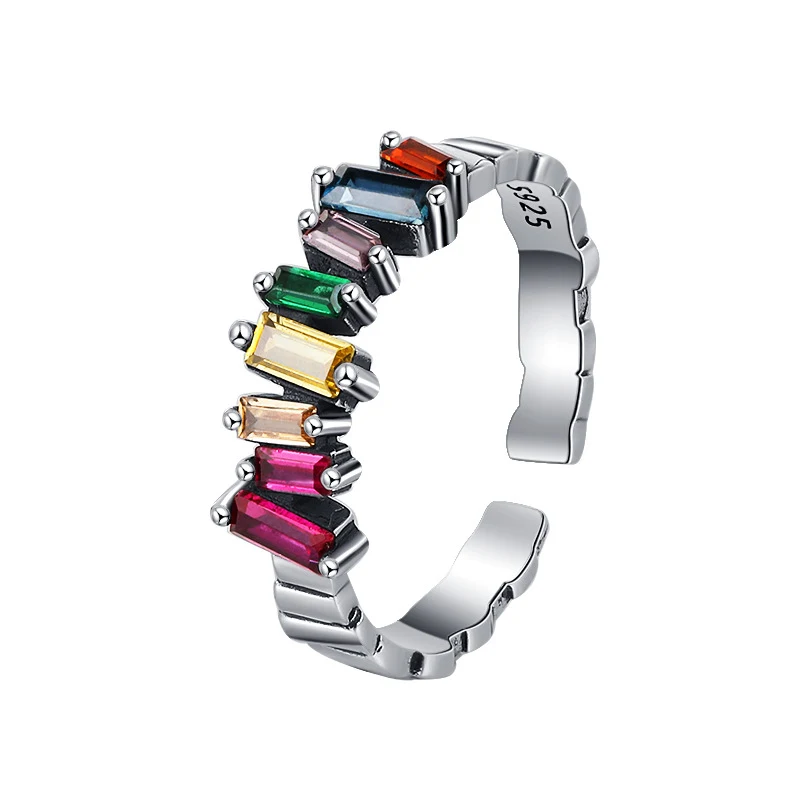 Anillo de plata de ley S925 con circonitas coloridas en escalera, para mujer, engaste irregular. Joyería elegante y moderna. — foto 4