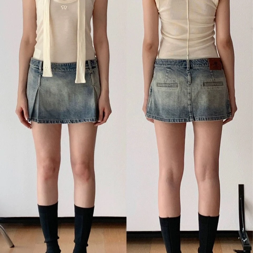 Washed Distressed A-Line Denim Skirt for women, a casual and versatile style, perfect for a modern and comfortable look, — photo 3