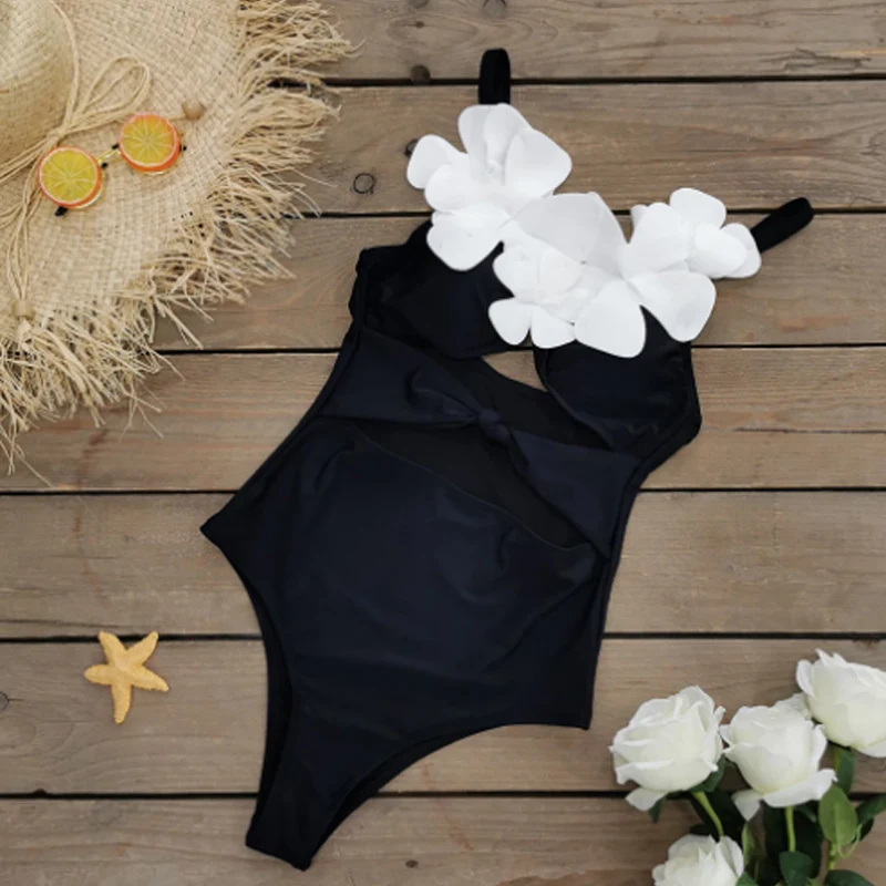 Neuer dreidimensionaler Blumen-Einteiler Badeanzug, stilvolles Strandoutfit für Damen, optimaler Tragekomfort und ein femininer Look. — foto 8