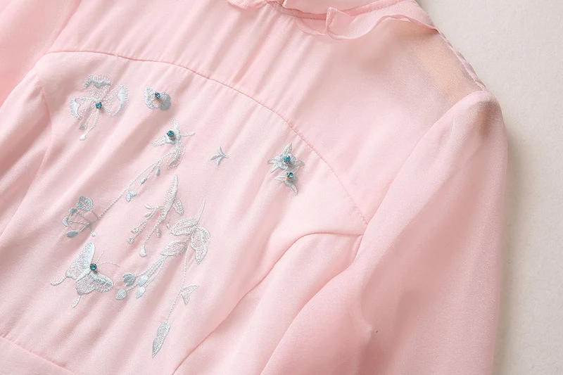 Title 15, Diamond Embroidery Five-quarter Sleeve Temperam...