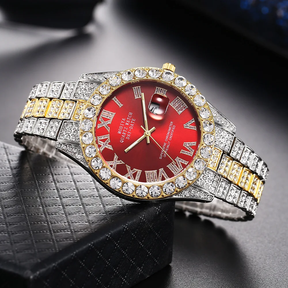 Relógio com pulseira de aço e mostrador com escala romana e diamantes. Sofisticação e elegância para você. — foto 1