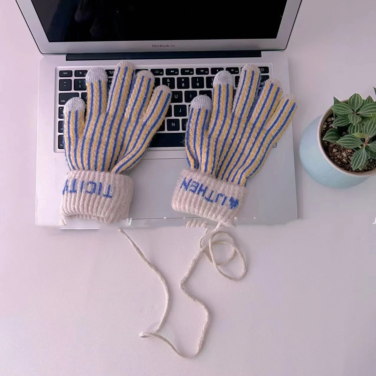 product image - 2