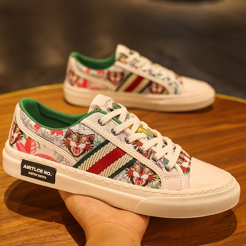 Sapatos de prancha Light Luxury, modernos e versáteis. Conforto e elegância para um visual sofisticado e descontraído em todas as ocasiões. — foto 4