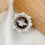 Little Pearl Bee
